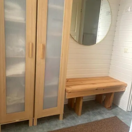Vila Upea Solliden, 3mh, Poreallas Ja P-paikkoja Espoo