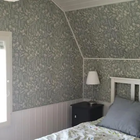 Vila Upea Solliden, 3mh, Poreallas Ja P-paikkoja Espoo
